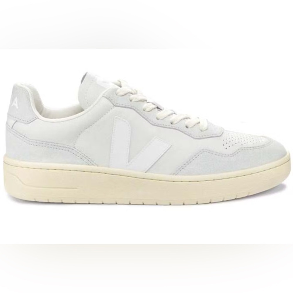 VEJA V-90 Leather and Suede Sneakers in Gravel White
